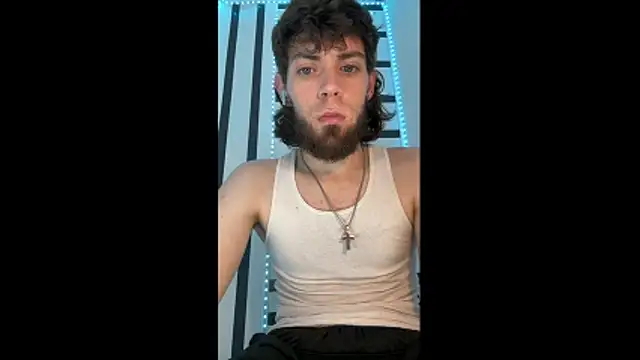 Snapshot of bwcizThrobbing chatting on 02-09-26, 03:27 bwcizThrobbing online show from 02-09-26, 03:27