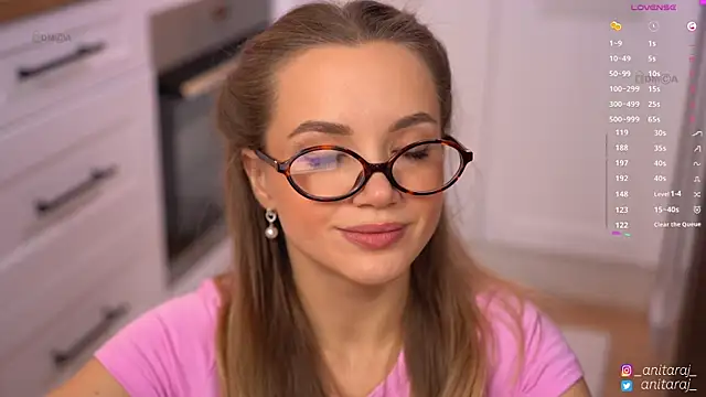 anitaraj  online show from 11-20-25, 06:40