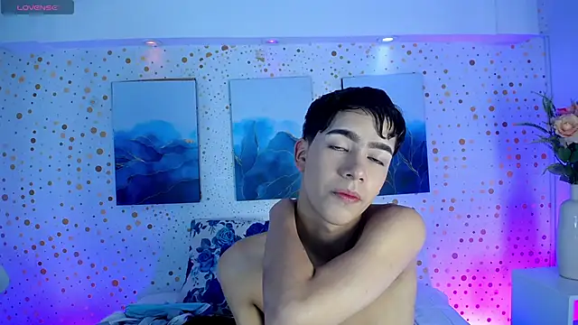 Andy Leex online show from 11-24-25, 08:19