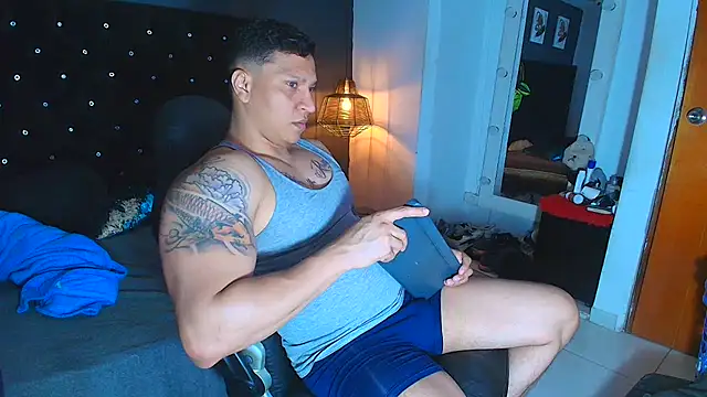 ethan dalton  online show from 11-22-25, 03:16