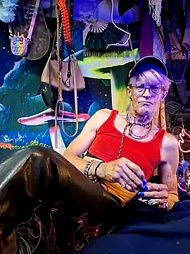 UnwieldyBelly online show from 05-17-26, 10:33