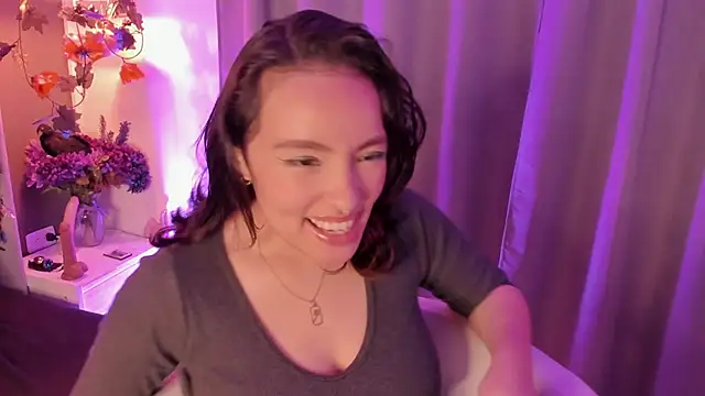 Angelica Moon21 online show from 10-22-25, 04:57