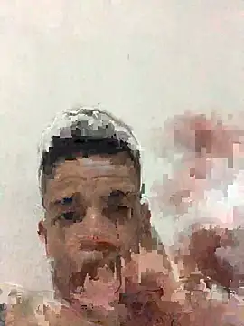 Snapshot of HenriquePhn chatting on 05-30-26, 12:08 HenriquePhn online show from 05-30-26, 12:08
