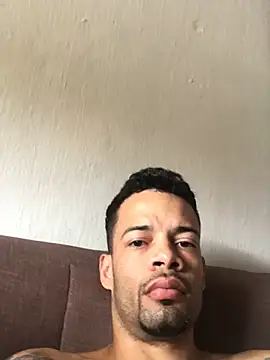HenriquePhn online show from 06-05-26, 11:38
