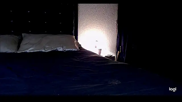 andrea gomes  online show from 09-28-25, 08:09