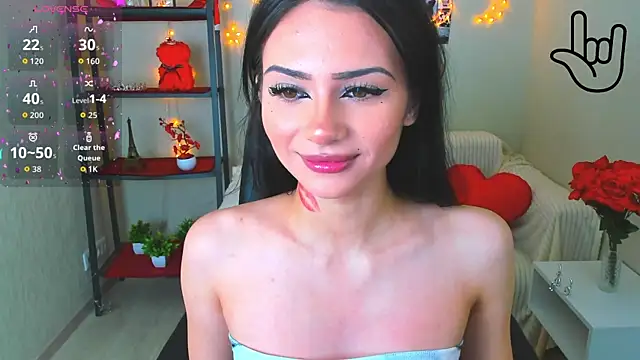 Kitti   online show from 06-22-26, 03:58