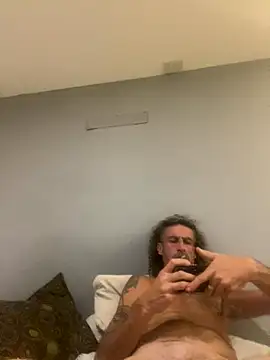 Snapshot of Coco-sarli chatting on 12-04-25, 07:39 Coco-sarli online show from 12-04-25, 07:39