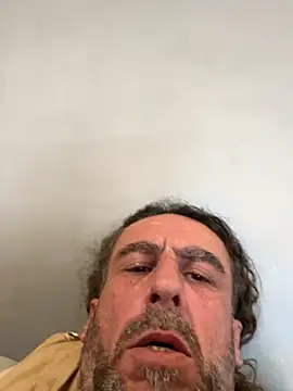 Snapshot of Coco-sarli chatting on 12-15-25, 04:44 Coco-sarli online show from 12-15-25, 04:44