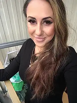 Brilliant-Splashes online show from 09-11-25, 04:56