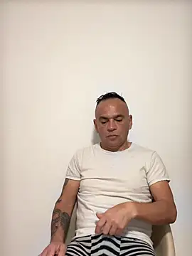 mateocali25 online show from 05-23-26, 11:58