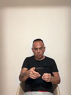 mateocali25 online show from 05-25-26, 07:31