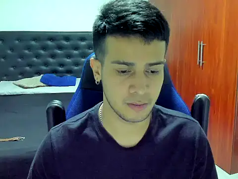 Snapshot of abel_bigcok chatting on 10-22-25, 02:12 abel bigcok online show from 10-22-25, 02:12