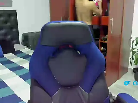 Snapshot of abel_bigcok chatting on 01-17-26, 01:21 abel bigcok online show from 01-17-26, 01:21