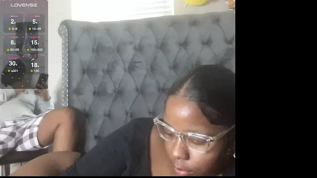 piscesaurora online show from 03-22-25, 05:52