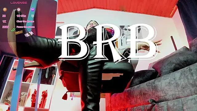 Snapshot of _LuanaDabbraccio chatting on 11-22-25, 01:43 LuanaDabbraccio online show from 11-22-25, 01:43