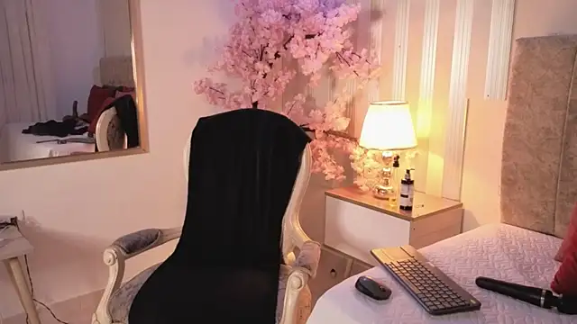 angelinarouse  online show from 05-22-26, 02:51