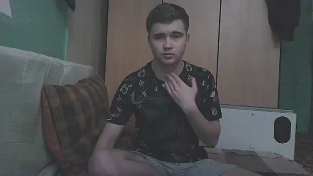 Snapshot of osanu_kage chatting on 03-19-25, 07:38 osanu kage online show from 03-19-25, 07:38