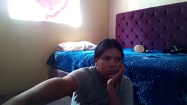 Valeria Tiffany online show from 09-28-25, 04:45