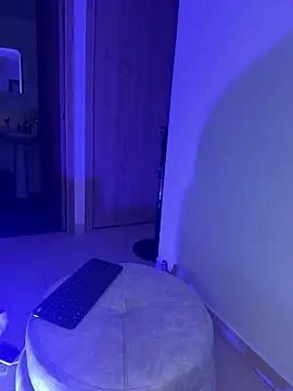 AlitaAnisee online show from 09-09-25, 12:32