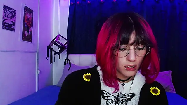 goth minerva online show from 11-09-25, 01:31