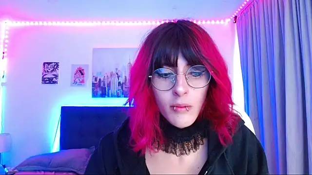 goth minerva online show from 11-23-25, 01:11