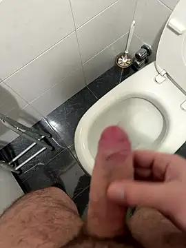 Snapshot of donmike01 chatting on 01-13-26, 05:07 donmike01 online show from 01-13-26, 05:07