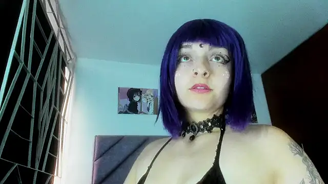 KARINNA  RAVEN online show from 10-13-25, 10:32