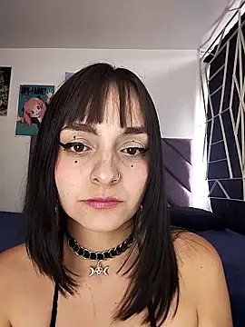 KARINNA  RAVEN online show from 04-19-26, 09:28