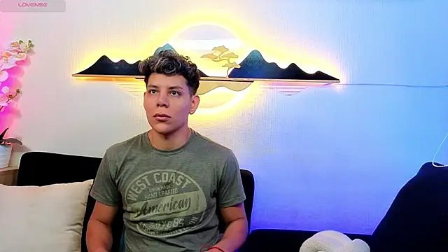 Almiboys online show from 11-21-25, 01:04