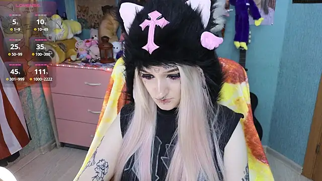 Manuela unicorn online show from 11-14-25, 08:40