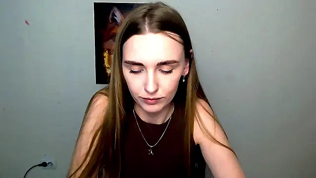 Doll Angelina online show from 06-05-26, 06:52