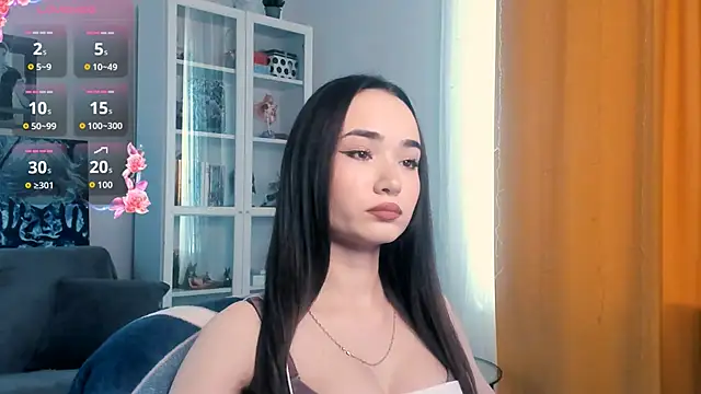 Snapshot of Lillllos chatting on 11-21-25, 05:06 Lillllos online show from 11-21-25, 05:06