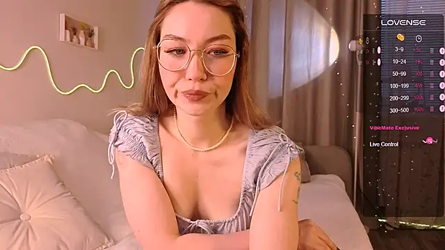 Lilo Sims online show from 11-07-25, 02:33