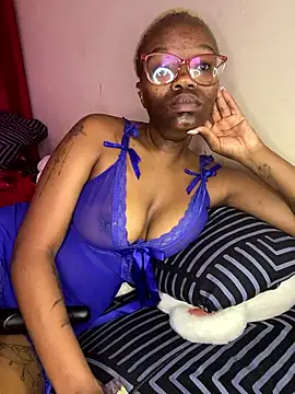 Snapshot of YummyMelanin117 chatting on 01-07-26, 12:51 YummyMelanin117 online show from 01-07-26, 12:51