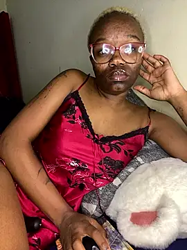 Snapshot of YummyMelanin117 chatting on 01-11-26, 11:10 YummyMelanin117 online show from 01-11-26, 11:10