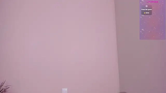 Snapshot of emmelieflorence chatting on 01-06-26, 05:44 emmelieflorence online show from 01-06-26, 05:44