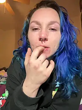 Snapshot of oliviahazee chatting on 02-09-26, 03:32 oliviahazee online show from 02-09-26, 03:32