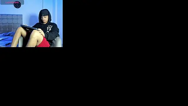 Snapshot of samxx_muscle chatting on 10-02-25, 03:30 samxx muscle online show from 10-02-25, 03:30