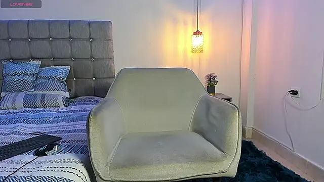 Snapshot of samxx_muscle chatting on 10-05-25, 01:42 samxx muscle online show from 10-05-25, 01:42