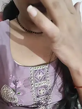 Eshwari Chopra online show from 06-20-26, 11:51