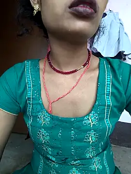 Eshna Dabral online show from 10-29-25, 02:47