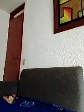 dulcewitch online show from 12-18-25, 08:04