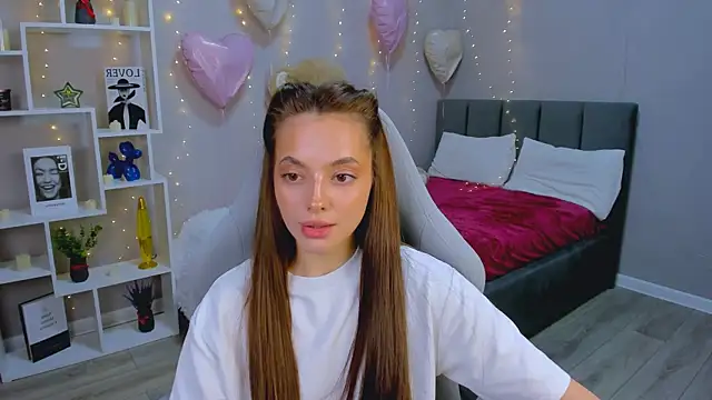 MelanieAlves online show from 03-09-26, 06:01