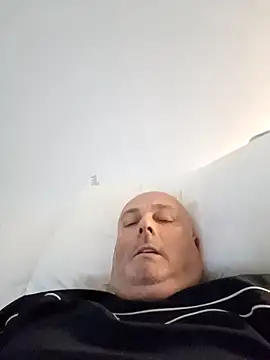 Snapshot of Alexis_Bull chatting on 03-19-25, 11:39 Alexis Bull online show from 03-19-25, 11:39