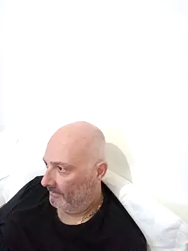 Snapshot of Alexis_Bull chatting on 10-12-25, 12:37 Alexis Bull online show from 10-12-25, 12:37