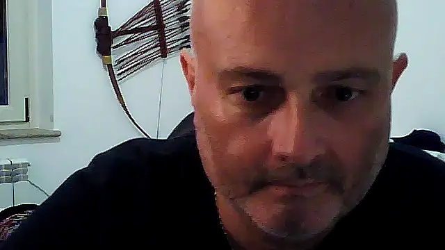 Snapshot of Alexis_Bull chatting on 10-29-25, 03:03 Alexis Bull online show from 10-29-25, 03:03