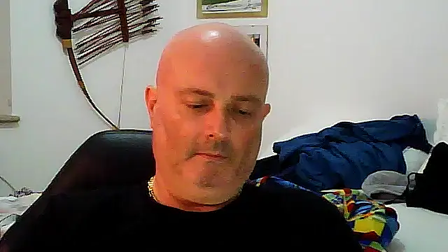 Snapshot of Alexis_Bull chatting on 11-03-25, 05:03 Alexis Bull online show from 11-03-25, 05:03