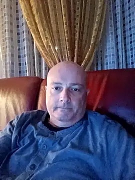 Snapshot of Alexis_Bull chatting on 11-10-25, 12:31 Alexis Bull online show from 11-10-25, 12:31