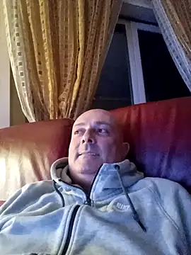 Snapshot of Alexis_Bull chatting on 11-30-25, 12:03 Alexis Bull online show from 11-30-25, 12:03