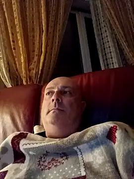 Snapshot of Alexis_Bull chatting on 12-01-25, 12:04 Alexis Bull online show from 12-01-25, 12:04